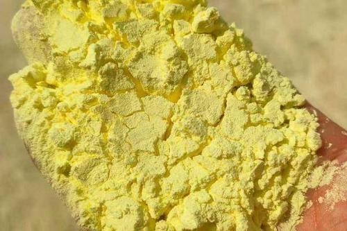硫磺粉廠家提醒硫磺制品粉不可直接使用在皮膚上